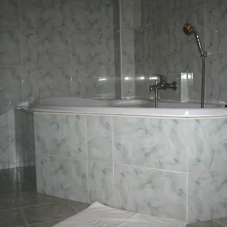Hotel Rodinny Bohemia Lomnice nad Lužnicí