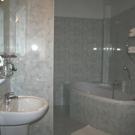Rodinny Bohemia 3* Lomnice nad Lužnicí